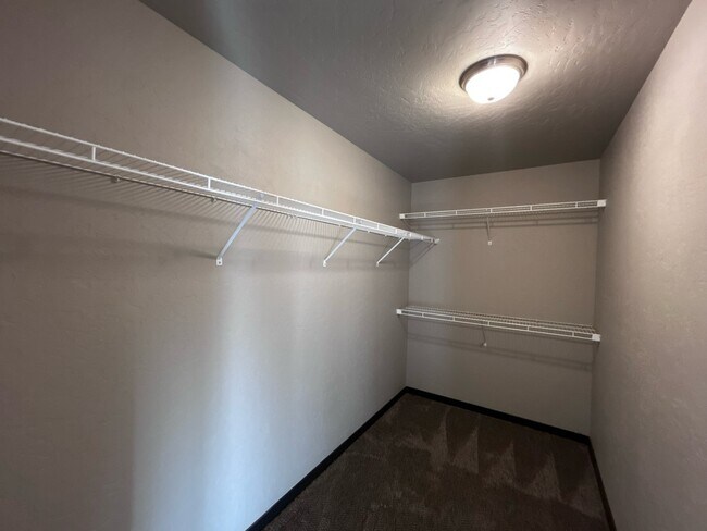 Building Photo - 6413 Springer Ln