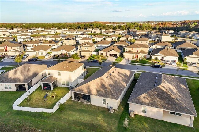 Building Photo - 375 Pink Ibis Bnd