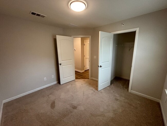 Building Photo - 3240 Brookberry Ln