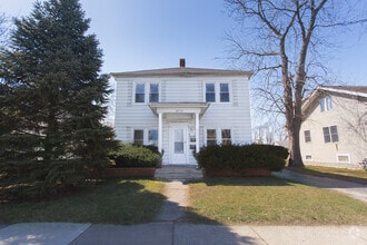 Building Photo - 18324 Burnham Ave