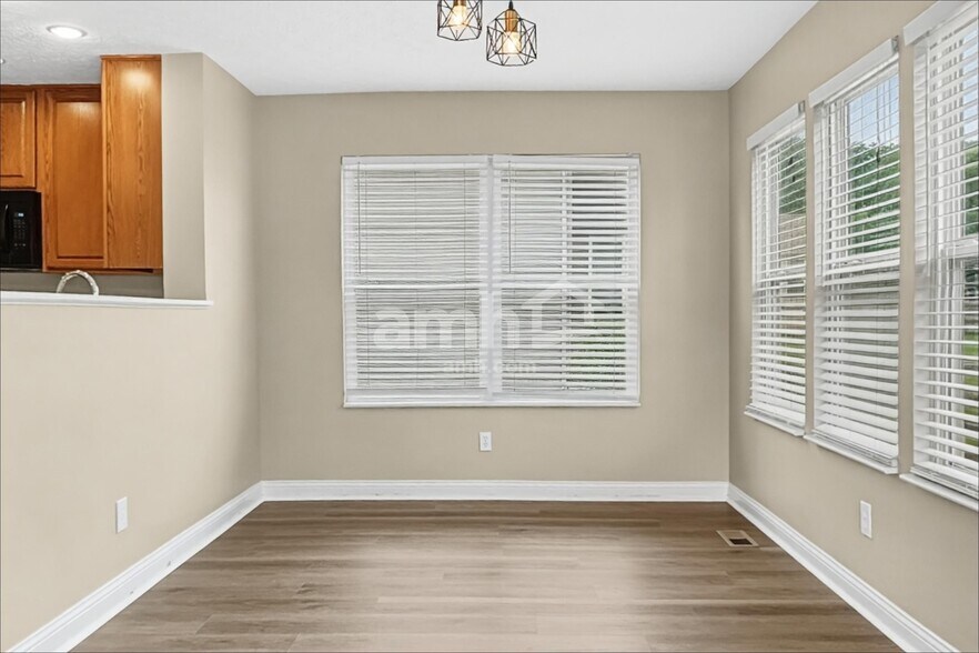Building Photo - 4402 Coveflower Ct