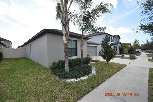 Building Photo - 9610 Sage Creek Dr