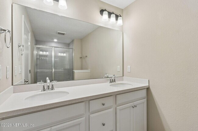 Building Photo - 1111 Beach Dune Dr