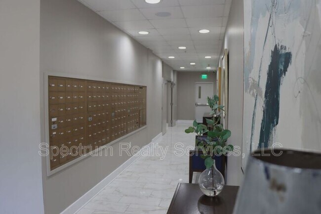 Building Photo - 1478 Riverplace Blvd