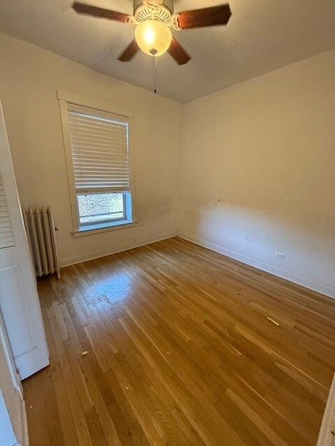 Building Photo - 2145 W Lunt Ave