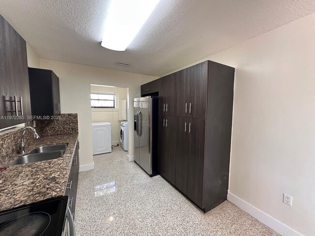 Building Photo - 1631 NW 175th St