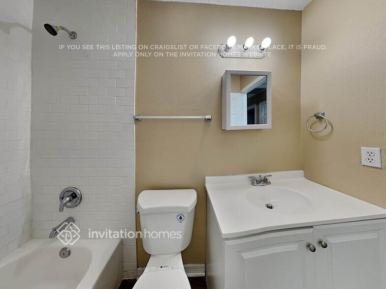 Building Photo - 7509 N St Peter Ave