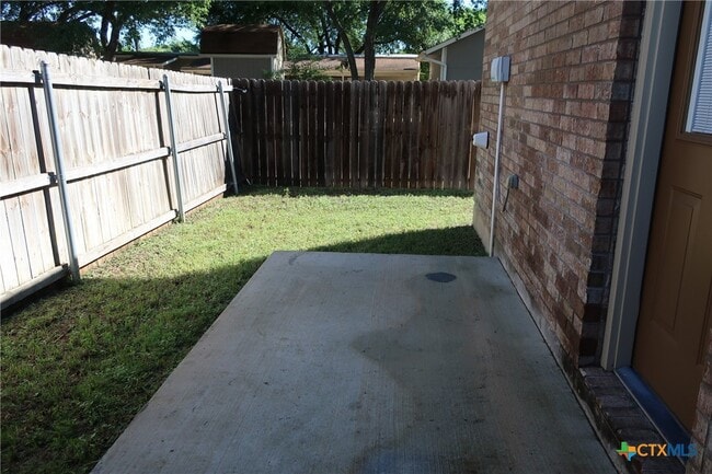 Building Photo - 1137 Brown Rock Dr