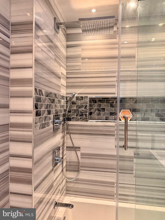 Building Photo - 1407 S 28th St