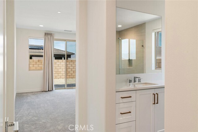 Building Photo - 74356 Nichols Dr