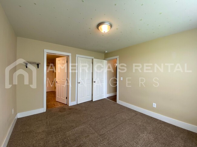 Building Photo - 4145 Fitzpatrick Blvd