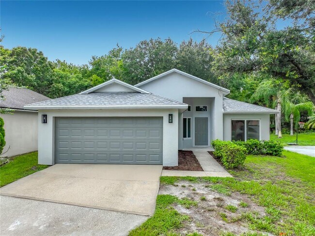 Building Photo - 11148 Pinewood Cove Ln