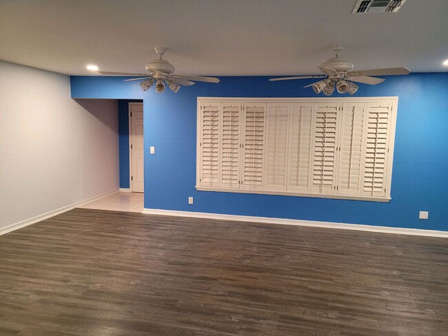 Building Photo - Great Home in East Mesa with Pool