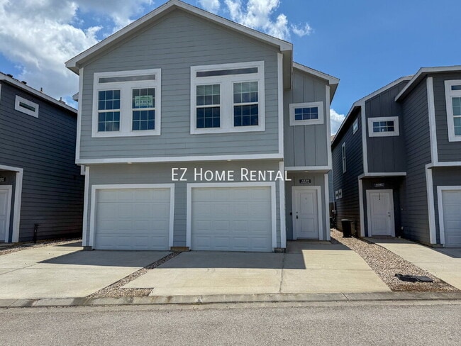 Building Photo - 4939 Ambient Dr