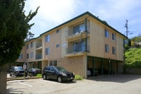 Building Photo - Kent Villa