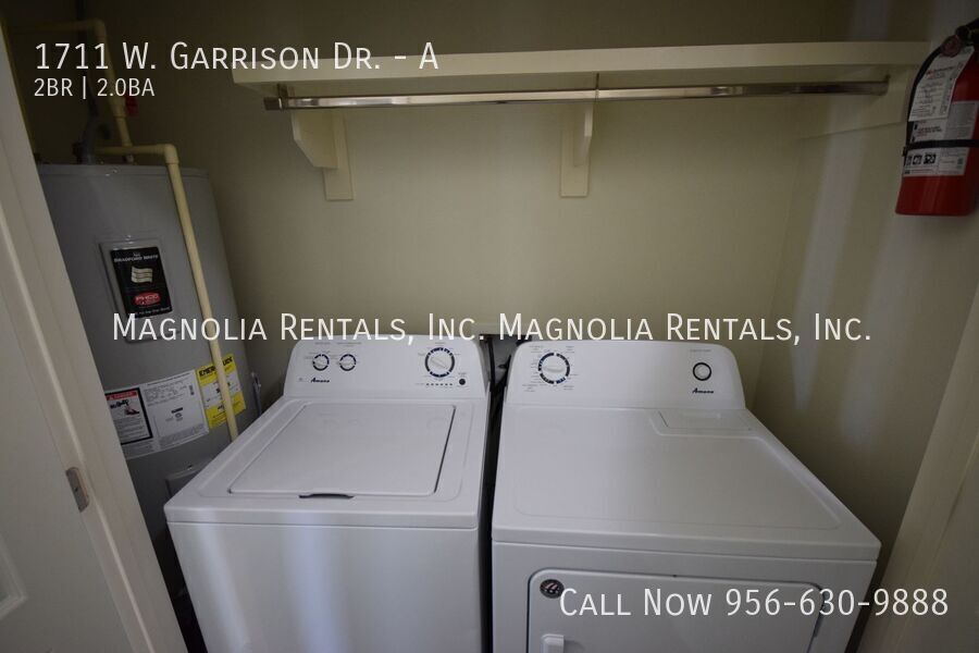 Building Photo - 1711 W Garrison Dr