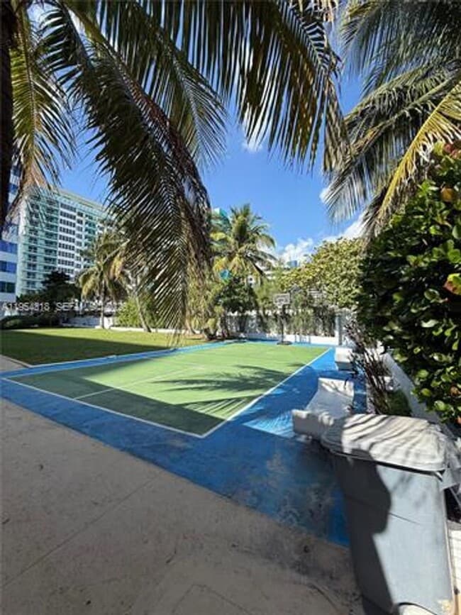 Building Photo - 5055 Collins Ave