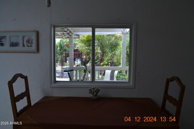 Building Photo - 658 S Palo Verde Dr