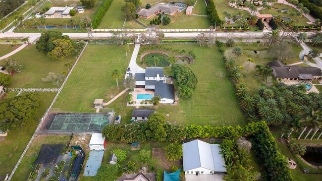 Building Photo - 7601 NW 82nd Terrace