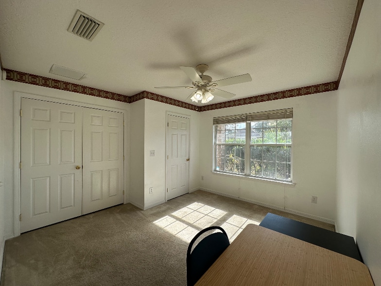 Building Photo - 6347 Ironside Dr S