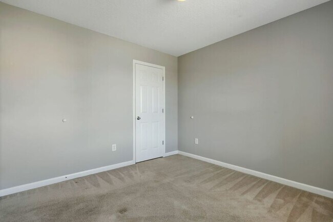 Building Photo - 850 Canyon Oak Loop