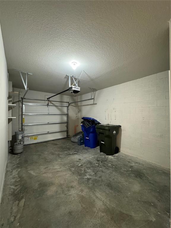 Building Photo - 2038 Harebell Ln