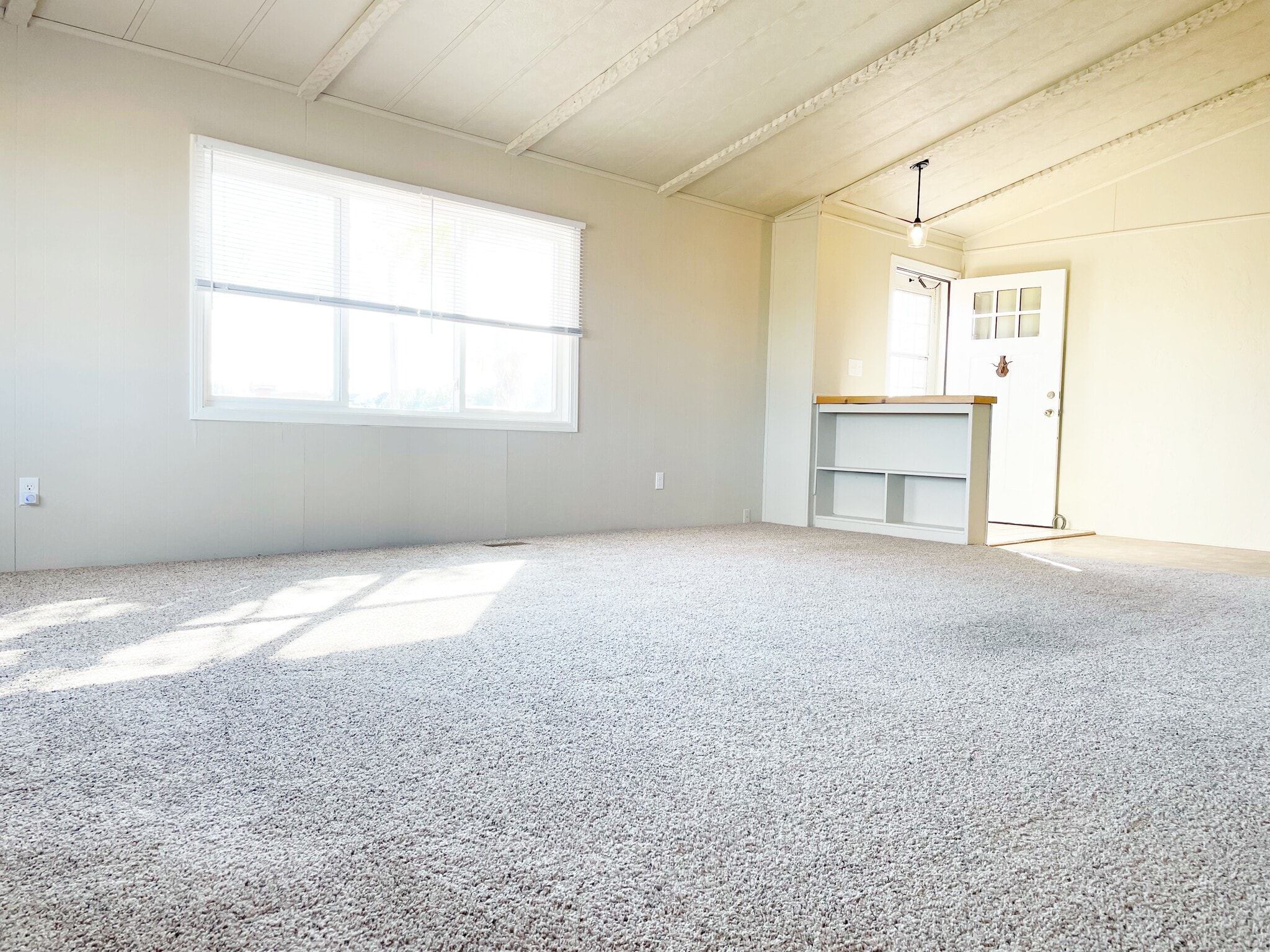 Lots of Natural Light - 3512 Welchester Dr