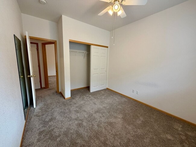 Building Photo - 3822 W 11th St