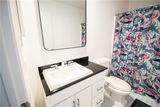 Building Photo - 19 Finch Trail NE