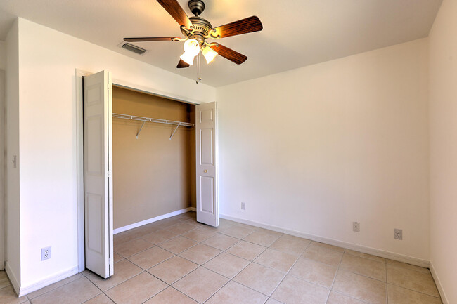 Building Photo - 3514 SW Zullo St