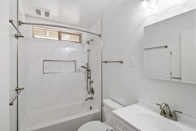 Building Photo - 30408 Whitmore Rd