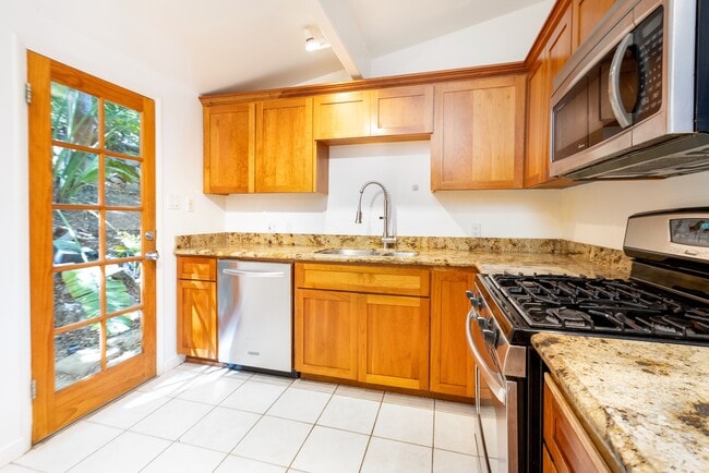 Building Photo - 2924 Arriba Way