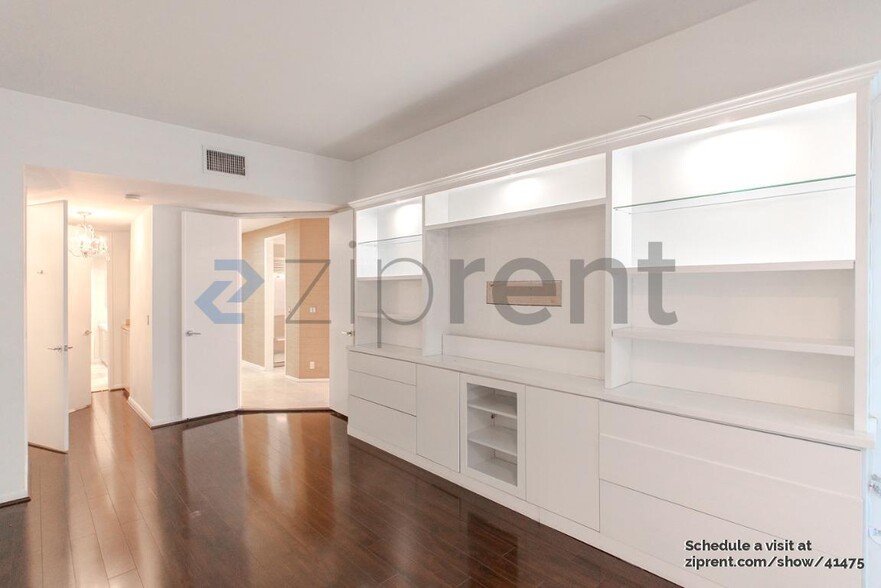 Building Photo - 234 S Gale Dr