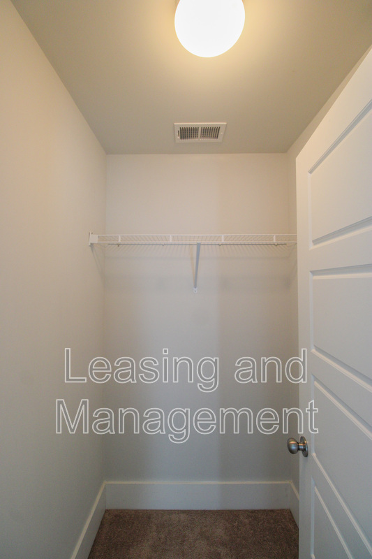 Building Photo - 1129 Bright Ct