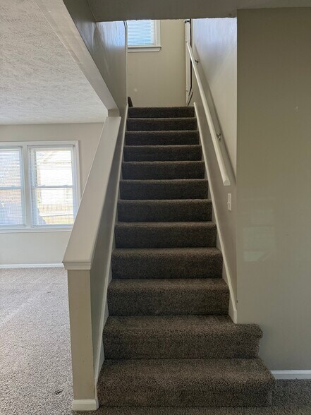 Building Photo - 3345 N 48th Ave