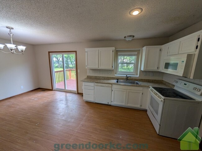 Building Photo - 514 Kenneth Ln