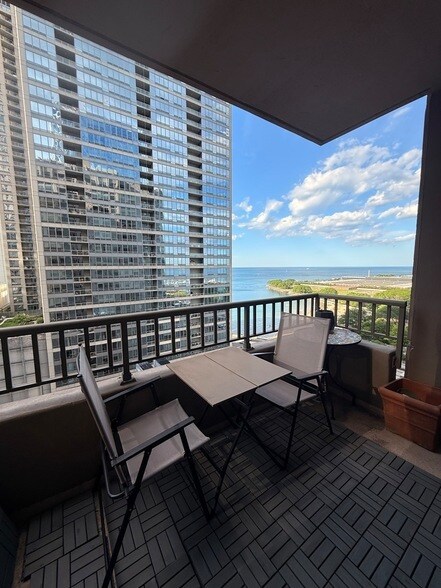 Building Photo - 530 N Lake Shore Dr