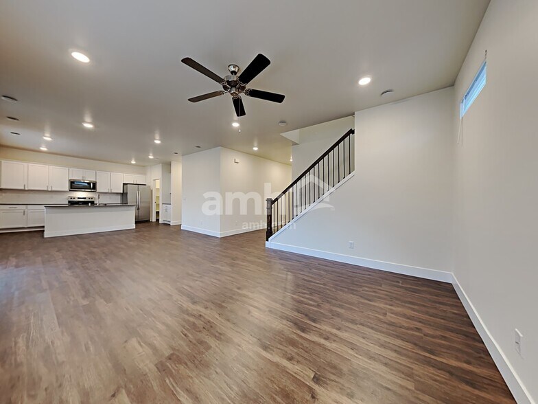 Building Photo - 20012 43rd Ave E