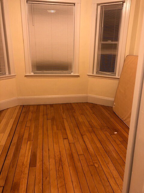 Building Photo - 277 Harvard St