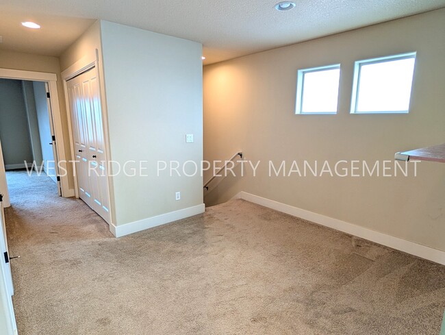 Building Photo - 14916 NW Delia St