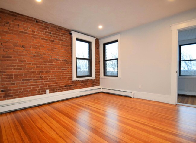 Building Photo - 15 South St