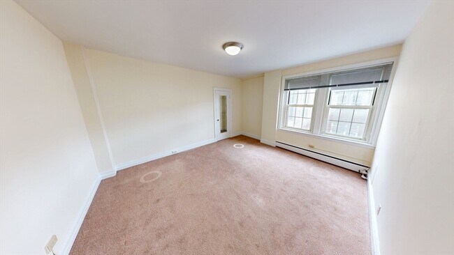 Building Photo - 1401 Beacon St