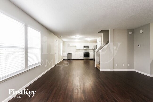 Building Photo - 9140 Wandflower Dr