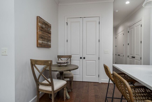 Building Photo - Beautiful 3 Bed 3.5 Bath Available Fall 2026! Move in Possible Prior to August!