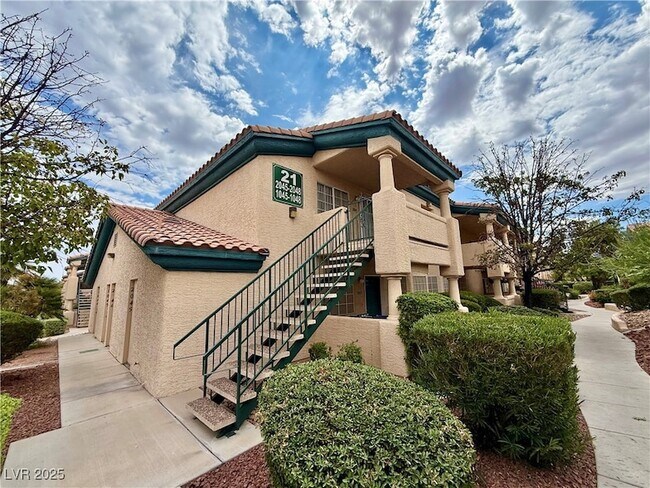 Building Photo - 8410 Eldora Ave