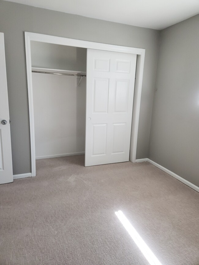 Building Photo - 87 Lima St