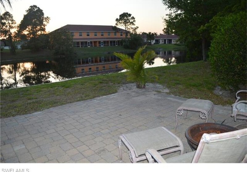 Building Photo - 26560 Southern Pines Dr