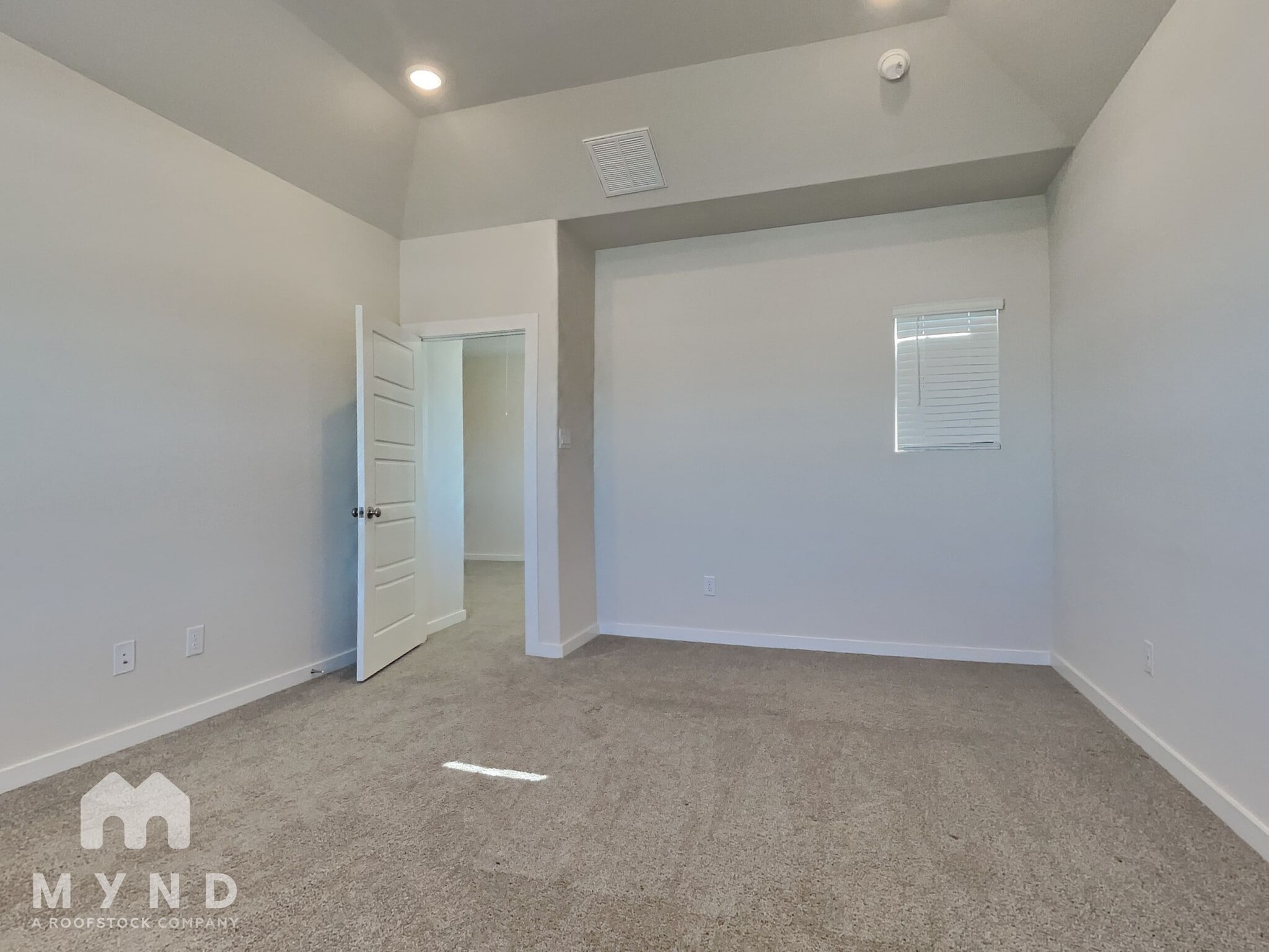 Building Photo - 14750 Slow River Ave