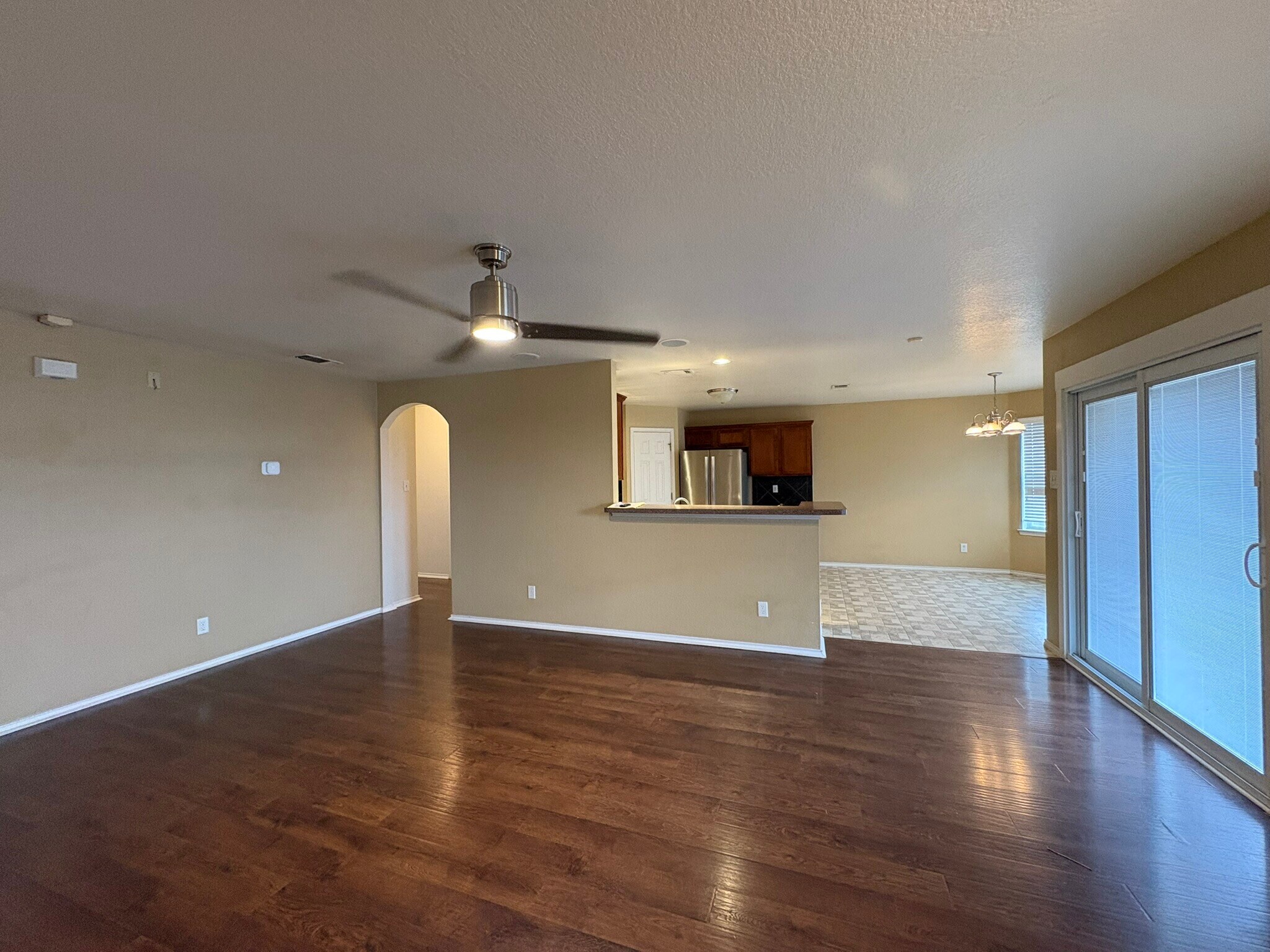 Building Photo - 2404 Griffin Dr