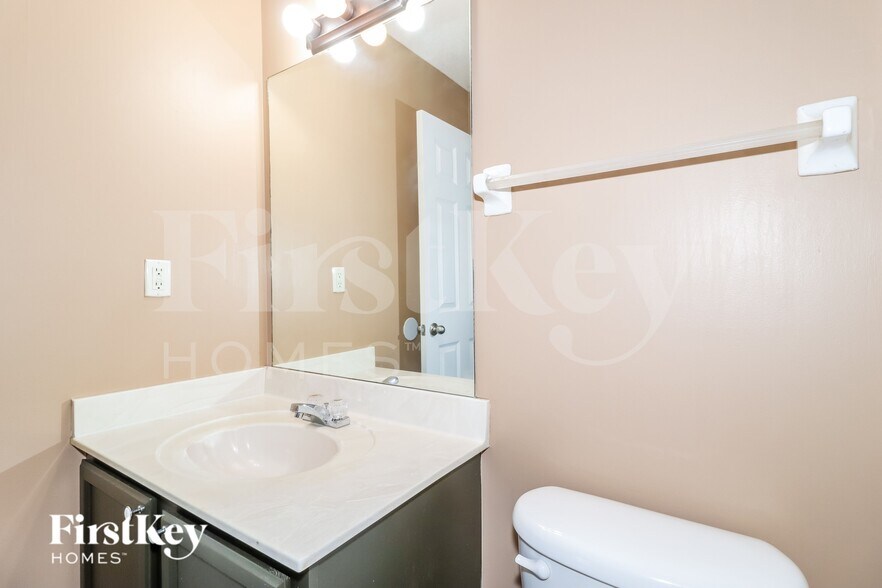 Building Photo - 1229 Calebs Ridge Dr